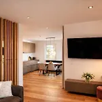 Ziller Delight - Stylish Apartment With Balcony & Mountain View *